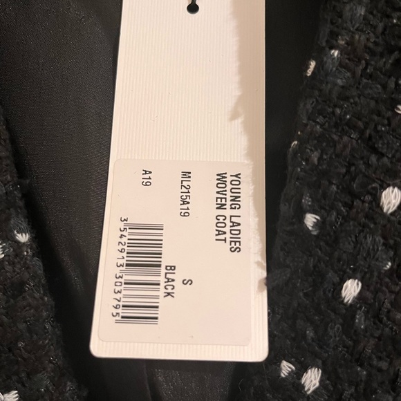 NWT Black Bouclé Blazer with Pearl Buttons and Trim - Picture 6 of 6